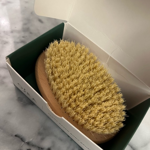 OSEA Plant-based brush - Picture 5 of 5
